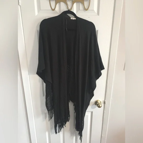 Ardène Throw - Picture 1 of 2